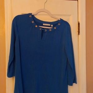 Ladies blouse by notations